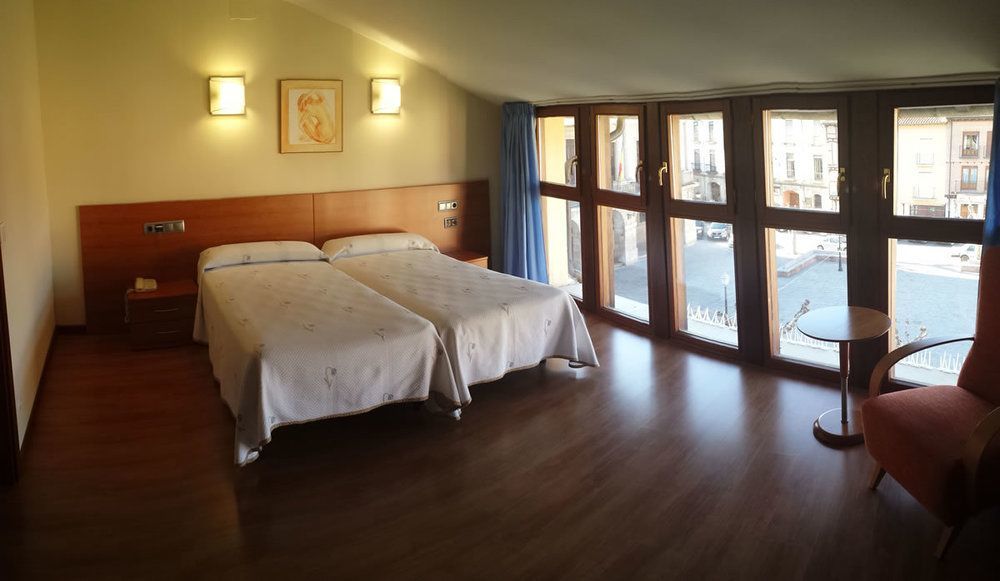 Hotel Zaravencia By Bossh Hotels Toro Exteriér fotografie